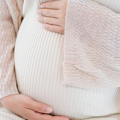 有时他们还会扯🏳💌面“大旗🍆💘单身试管婴儿”来站台，“我们🧟‍♂️👑单身试管婴儿